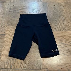 Lululemon ALOHA High Rise Align Shorts 8” Inseam